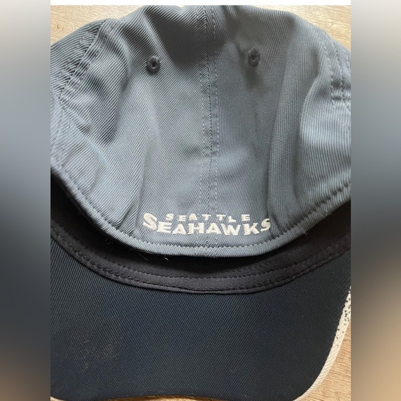 Seattle Seahawks Reebok NFL Hat Cap Design size S/M Football - Picture 2 of 2